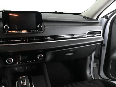 Used 2022 Mitsubishi Outlander ES FWD image 15