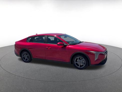 Used 2026 Kia K4 FWD image 2