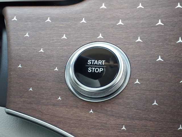 Certified 2023 Mercedes-Benz EQE 350+ SUV image 25