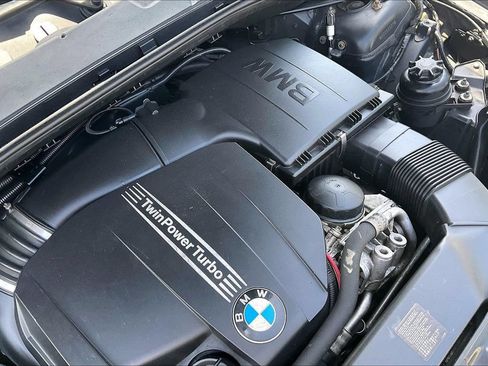 Used 2012 BMW 135i Convertible RWD image 27