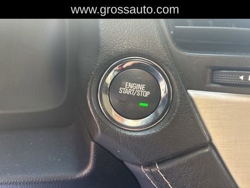 Used 2017 GMC Yukon Denali w/ Open Road Package AWD/4WD image 22