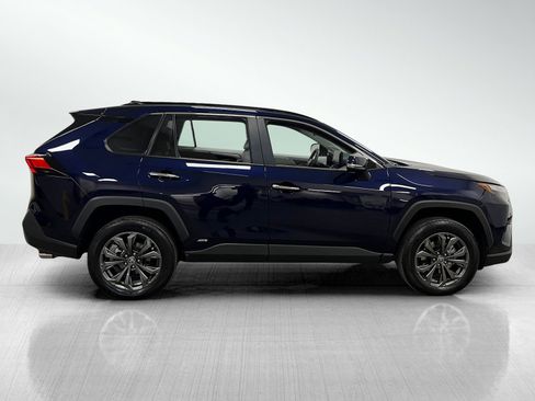 Used 2023 Toyota RAV4 Limited image 4