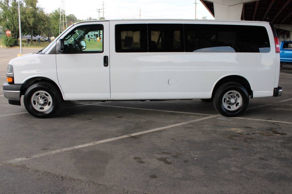 Used 2017 Chevrolet Express 3500 LT w/ LT Preferred Equipment Group RWD image 1