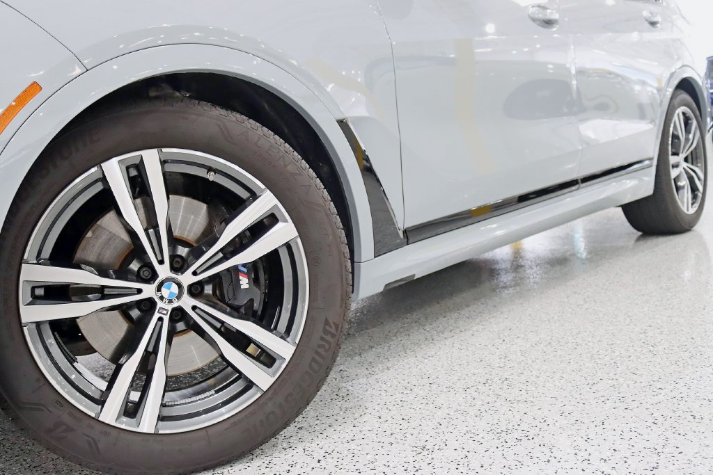 Used 2026 BMW X7 xDrive40i w/ M Sport Package AWD/4WD image 5