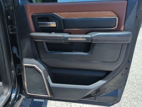 Used 2020 RAM 3500 Limited AWD/4WD image 32