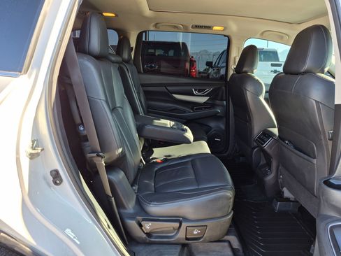 Used 2019 Subaru Ascent Limited AWD/4WD image 32