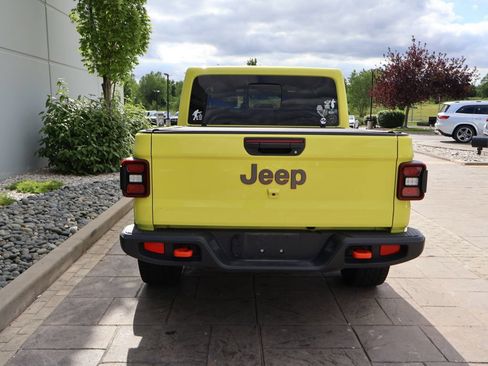 Used 2023 Jeep Gladiator Mojave w/ LED Lighting Group AWD/4WD image 8
