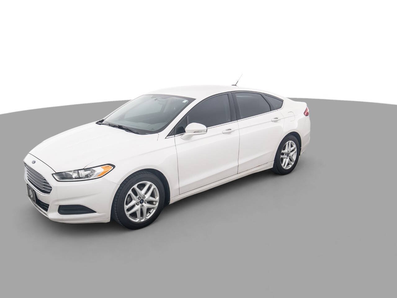 Used 2014 Ford Fusion SE FWD image 9