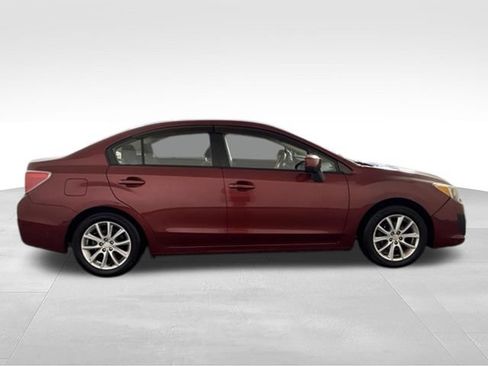 Used 2014 Subaru Impreza 2.0i Premium w/ Popular Package #2 AWD/4WD image 9