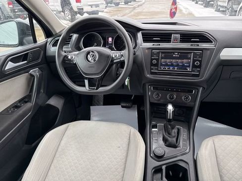 Used 2021 Volkswagen Tiguan S image 9