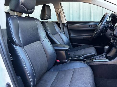 Used 2015 Toyota Corolla S image 10