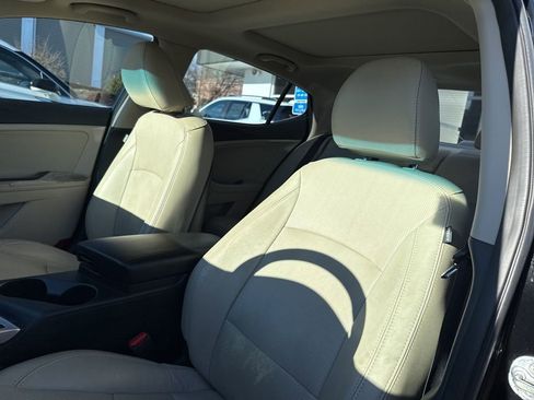 Used 2013 Kia Optima EX w/ Premium Pkg image 19