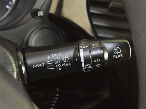 Used 2019 Mitsubishi Outlander ES image 17