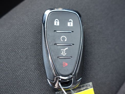 Used 2024 Chevrolet Equinox RS FWD image 26