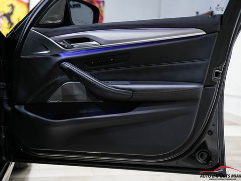 Used 2018 BMW M5 AWD image 50