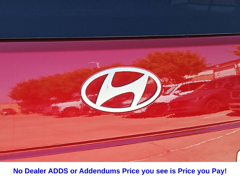 Used 2026 Hyundai Santa Fe SEL AWD/4WD image 16