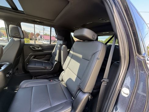 Used 2021 Chevrolet Tahoe Z71 w/ Z71 Signature Package image 32