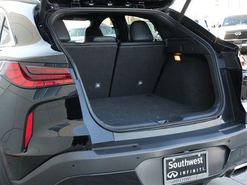 Used 2024 INFINITI QX55 Essential w/ Accent Package image 20