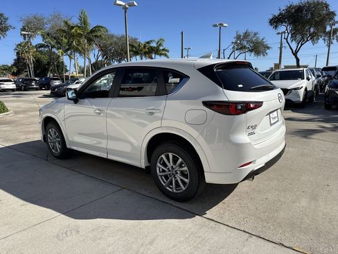 New 2025 MAZDA CX-5 AWD 2.5 S w/ Preferred Package image 14