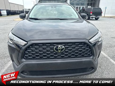 Used 2022 Toyota Corolla Cross LE AWD/4WD image 1