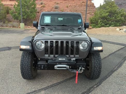 Used 2022 Jeep Gladiator Rubicon w/ Trailer Tow Package AWD/4WD image 2