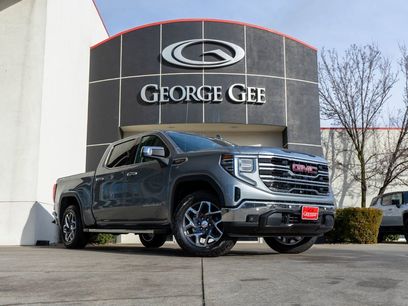 New 2026 GMC Sierra 1500 SLT w/ SLT Premium Plus Package