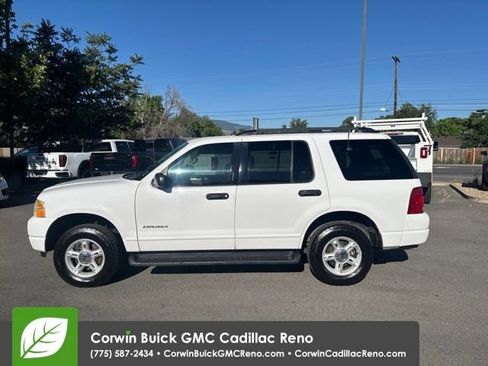 Used 2004 Ford Explorer XLT AWD/4WD image 5