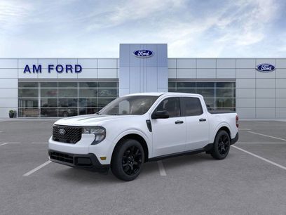 New 2025 Ford Maverick XLT w/ Black Appearance Package