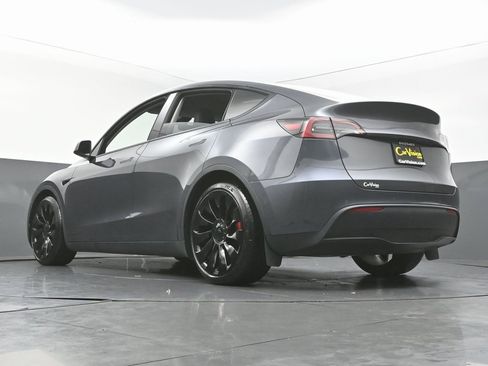 Used 2022 Tesla Model Y Performance image 48