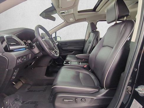 Used 2025 Honda Odyssey Elite image 17