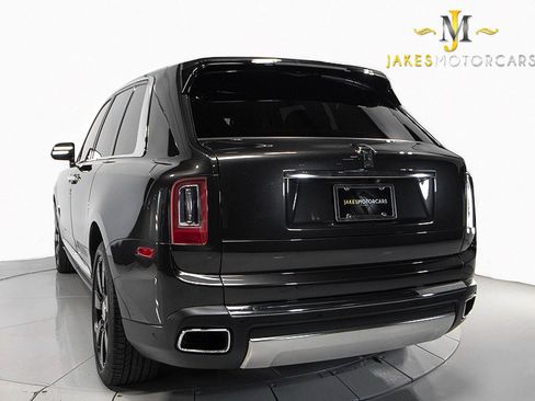 Used 2019 Rolls-Royce Cullinan image 9