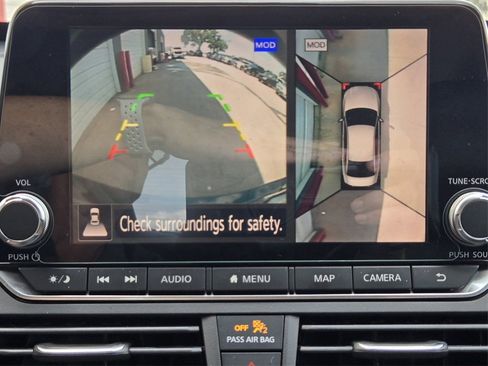 Used 2019 Nissan Altima 2.0 Edition One image 18