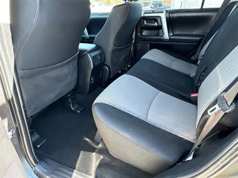 Used 2019 Toyota 4Runner SR5 w/ Wilderness Package image 15