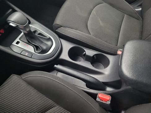 Used 2020 Kia Forte LXS image 26