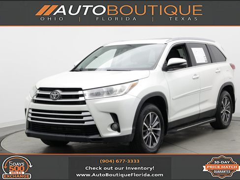 Used 2019 Toyota Highlander XLE AWD/4WD image 1