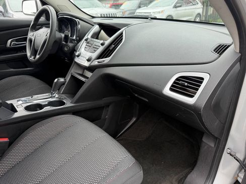 Used 2017 GMC Terrain SLE FWD image 19