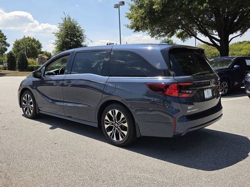 Certified 2026 Honda Odyssey Elite image 5