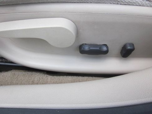 Used 2006 Chevrolet Impala LT w/ Preferred Equipment Group FWD image 27