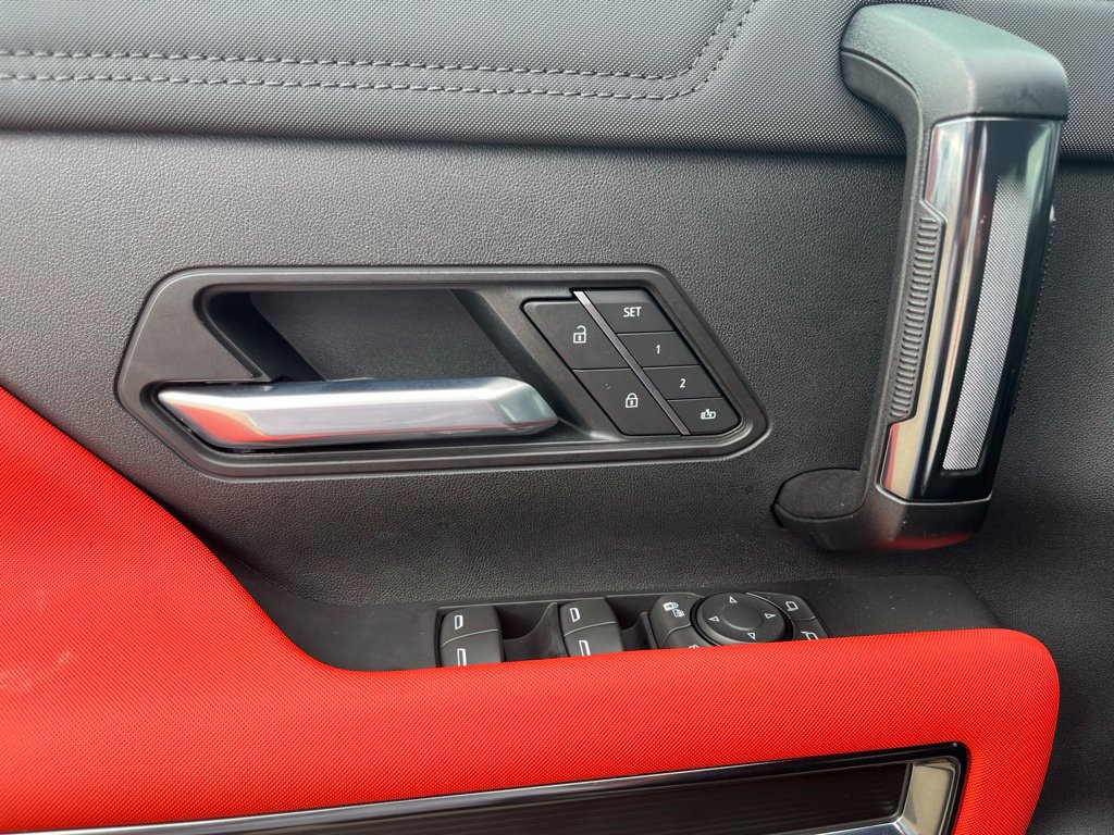 Used 2026 GMC Hummer EV 3X w/ Carbon Fiber Edition Package AWD/4WD image 9