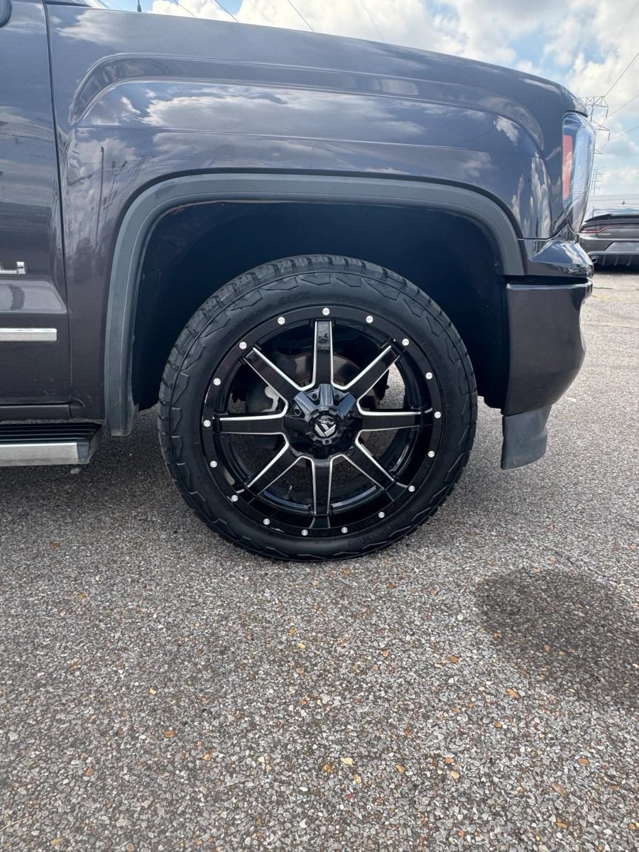 Used 2016 GMC Sierra 1500 Denali w/ Enhanced Driver Alert Package AWD/4WD image 7