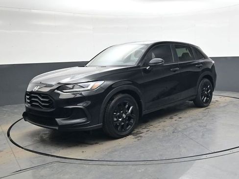 Used 2023 Honda HR-V Sport image 10