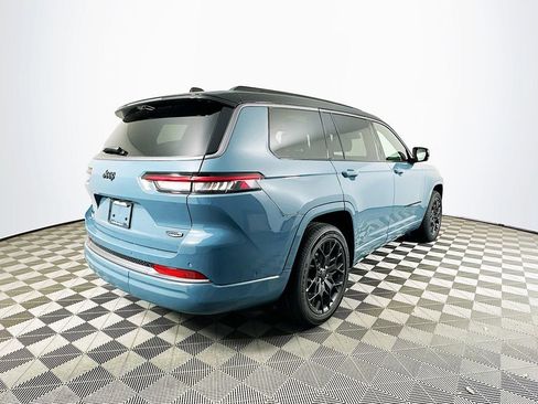 New 2026 Jeep Grand Cherokee L Summit w/ Obsidian Package AWD/4WD image 9