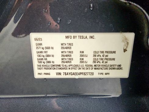 Used 2023 Tesla Model Y Long Range AWD/4WD image 23