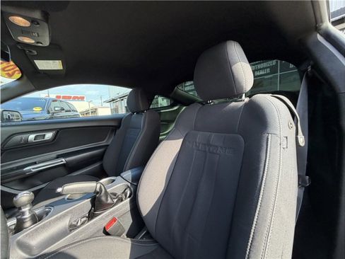 Used 2021 Ford Mustang Coupe RWD image 17