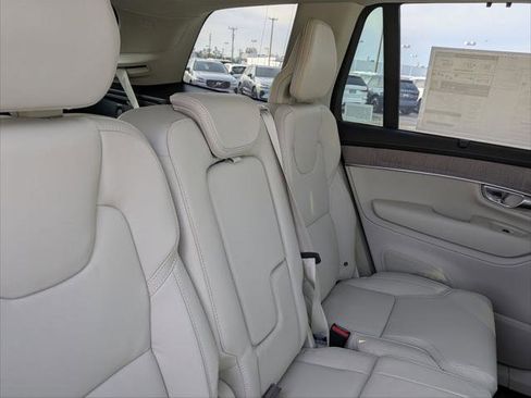 New 2026 Volvo XC90 T8 Ultra w/ Protection Package Premier image 13