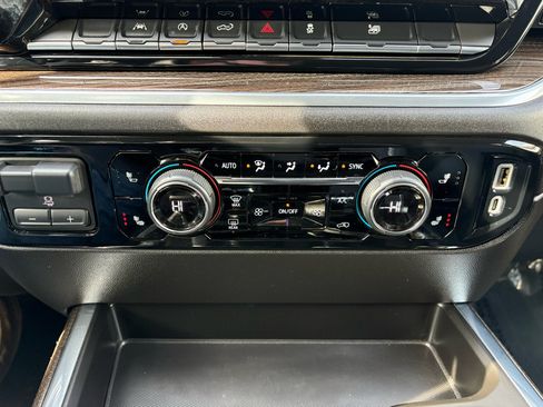 Used 2025 Chevrolet Silverado 1500 RST image 33