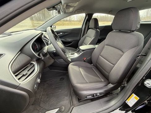 Certified 2024 Chevrolet Malibu RS w/ LPO, Floor Liner Package image 17