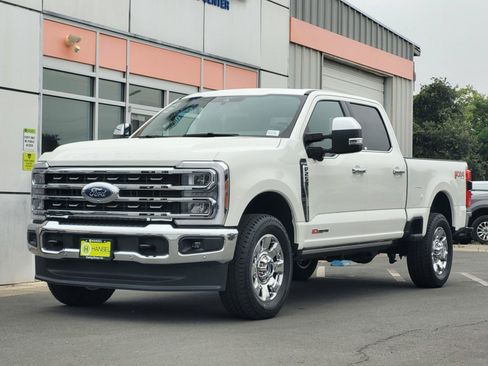 Used 2026 Ford F250 King Ranch w/ Chrome Package AWD/4WD image 9