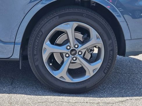 Used 2023 Ford Escape ST-Line w/ Tech Pack #1 FWD image 6
