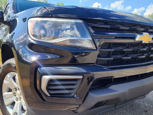 Used 2022 Chevrolet Colorado LT w/ Fleet Safety Package image 9